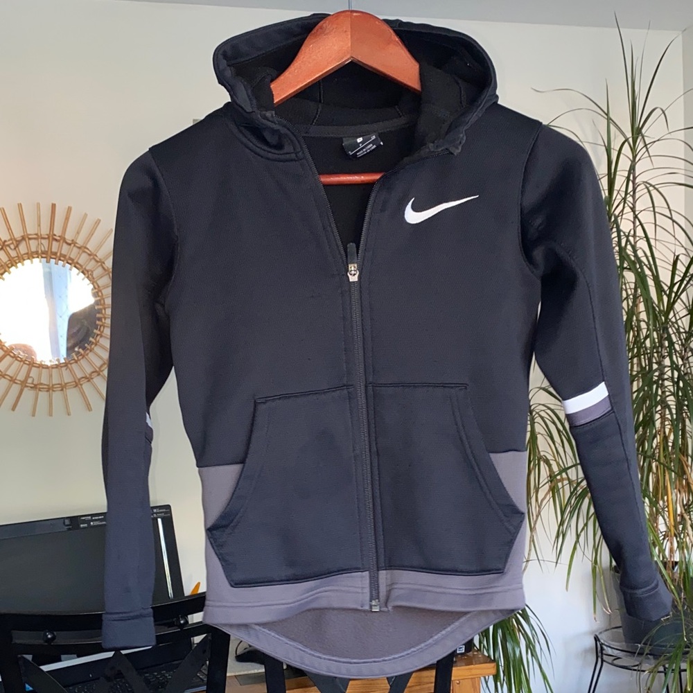 Nike Black and Gray Hoodie with White Logo ELITE